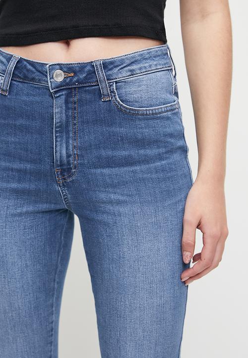 GUESS - 1981 High Rise Skinny - Light Wash