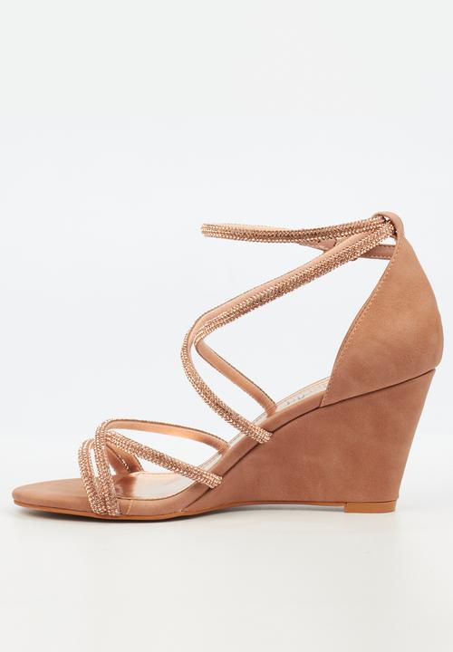 Butterfly Feet - Mercia 1 wedge - rose gold