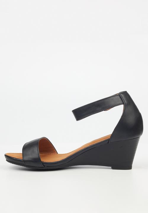 Butterfly Feet - Shani 5 wedge - black