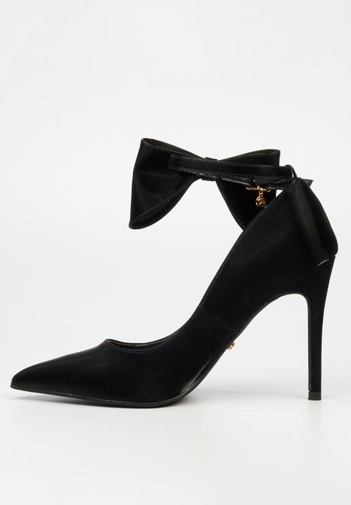 Miss Black - Lola 32 court - black