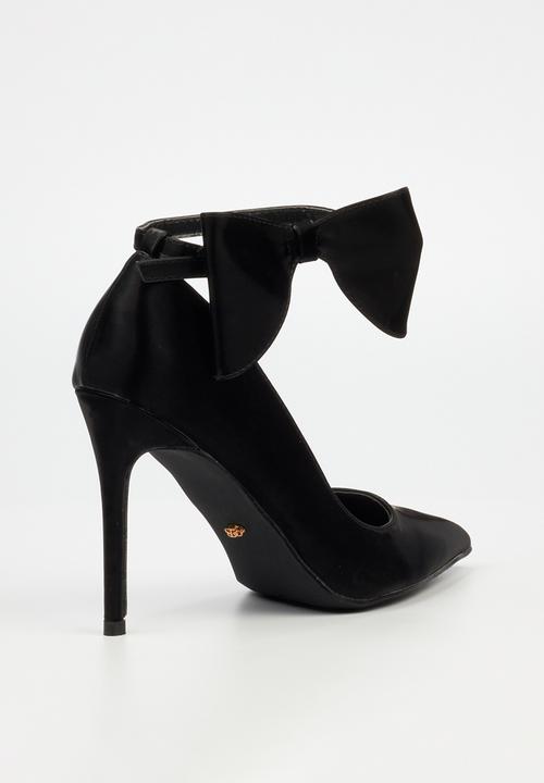 Miss Black - Lola 32 court - black
