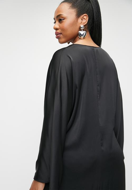 VELVET - Plus satin knot front midi dress - black.