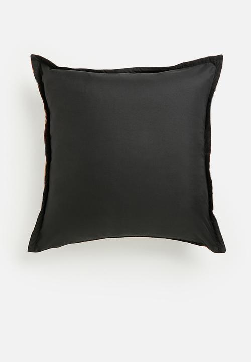 Grey Gardens - Peony cushion cover - multi