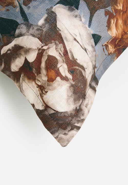Grey Gardens - Peony cushion cover - multi