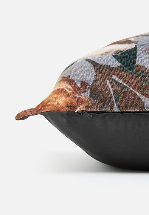 Grey Gardens - Peony cushion cover - multi
