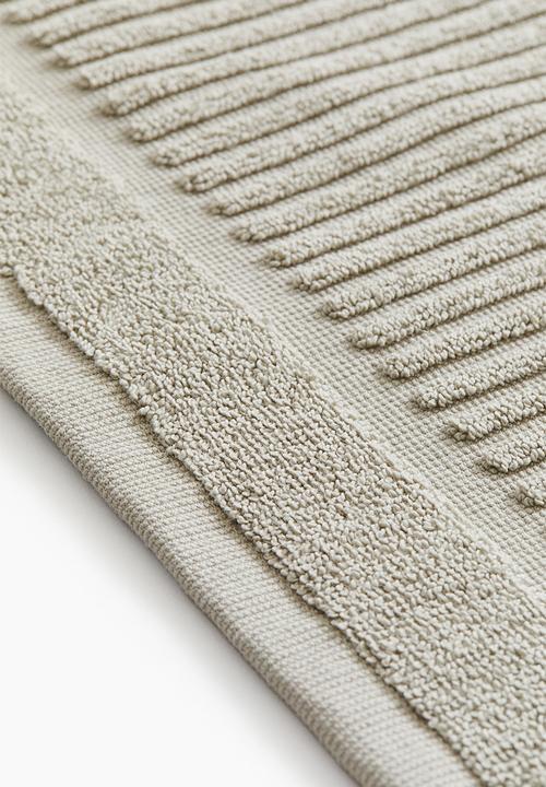 H&M - Cotton terry bath mat - light green