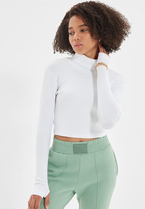 Trendyol - Fitted crop turtleneck finger detailed ribbed stretchy blouse - white