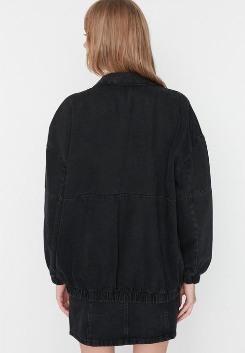 Trendyol - Zippered Oversized Bomber Denim Jacket - Black