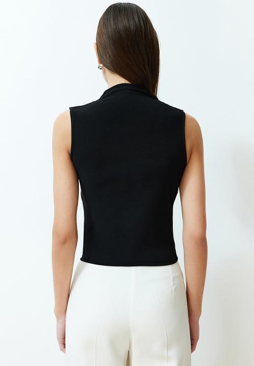 Trendyol - Zero Sleeve Gathered Formal Stretch Knitted Blouse - Black