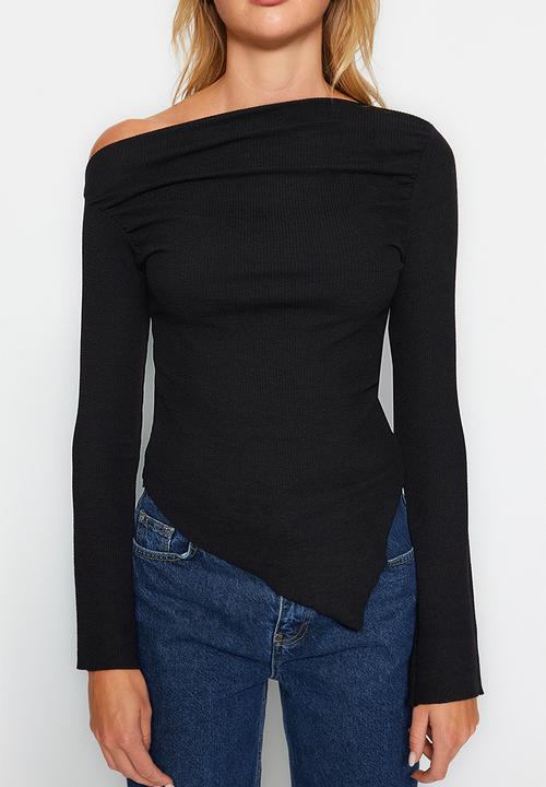 Trendyol - Draped Boat Neck Asymmetrical Knitted Blouse - Black