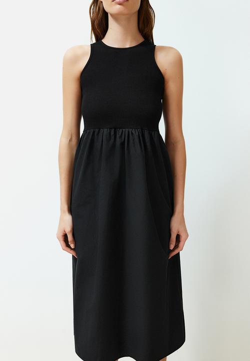 Trendyol - Waist Open Fabric Mixed Midi Woven Dress - Black
