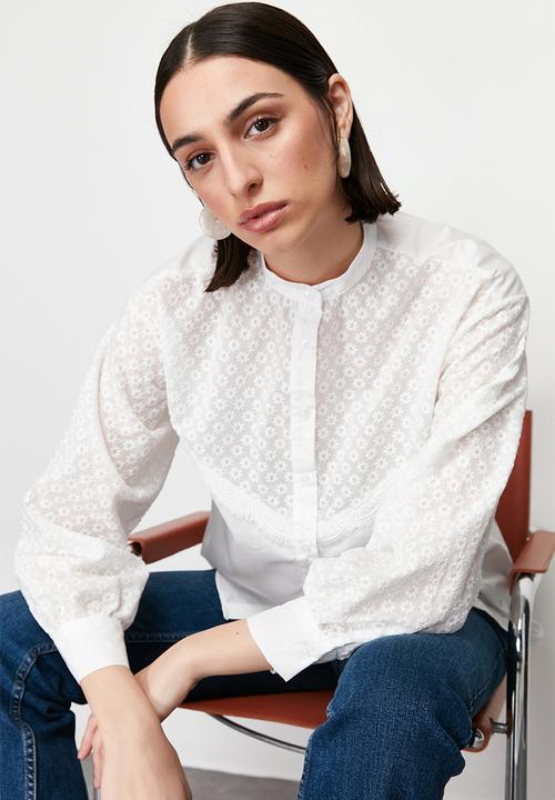 Trendyol - Brode Lace Detail Cotton Woven Shirt - Ecru