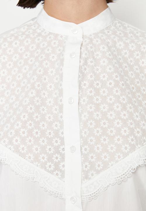 Trendyol - Brode Lace Detail Cotton Woven Shirt - Ecru