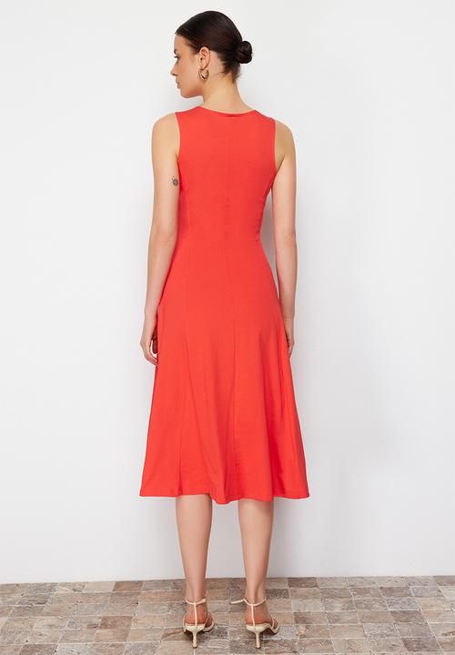 Trendyol - Skater/Waisted Crew Neck Sleeveless Midi Knitted Dress - Red