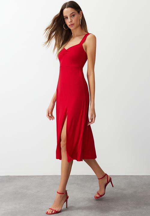 Trendyol - Plain Heart Collar Gathered Strap - Red
