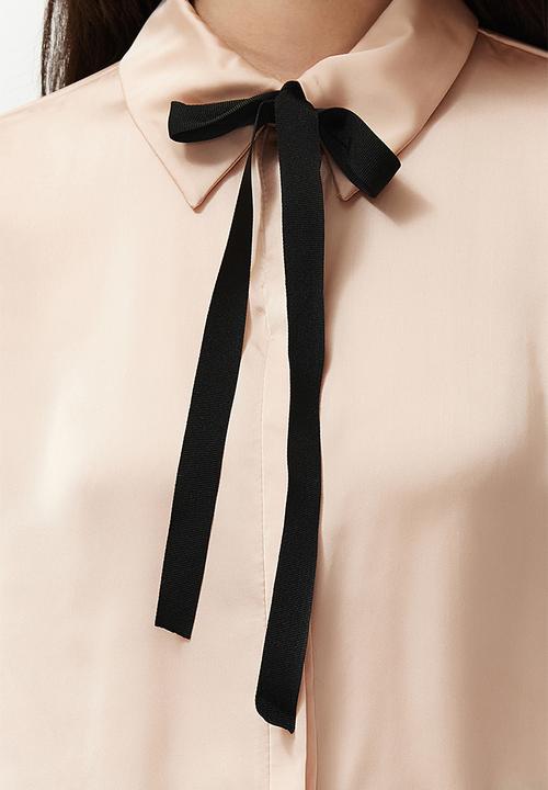 Trendyol - Collar Bow and Lace Detailed Satin Woven Shirt - Beige