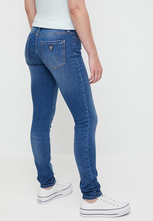 GUESS - Power Skinny Low Rise - Mid Wash