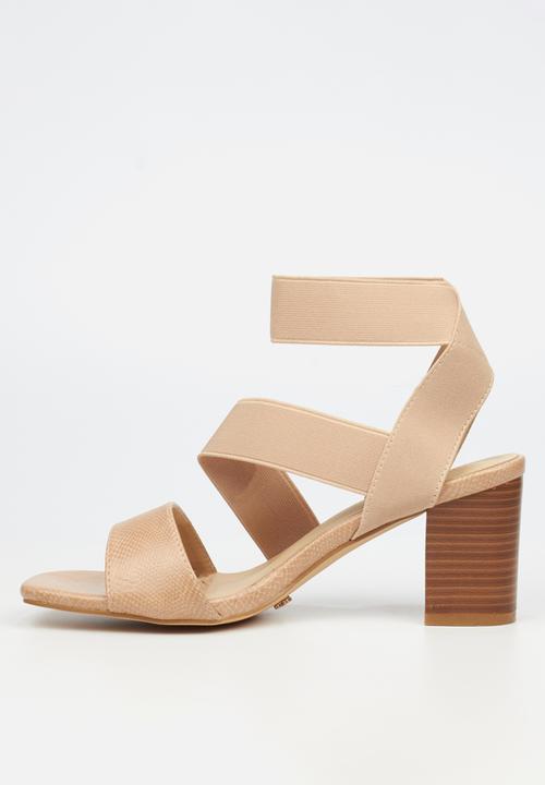 Butterfly Feet - Abigail 1 block heel - neutral