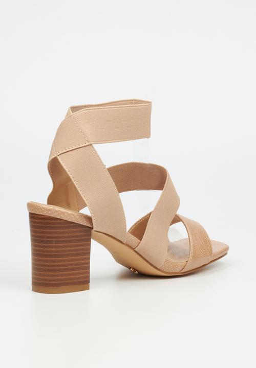 Butterfly Feet - Abigail 1 block heel - neutral