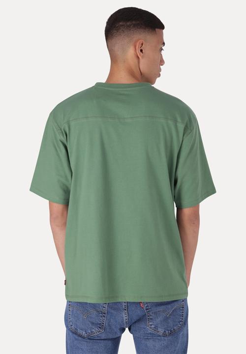 Levi’s® - Graphic V-neck Tee Za LEVI Straus Swash - Green