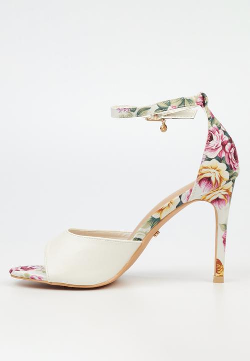 Miss Black - Jazz 25 ankle strap - white