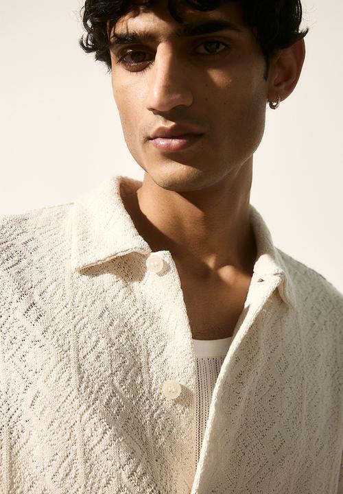 H&M - Regular fit hole-patterned jersey shirt - light beige