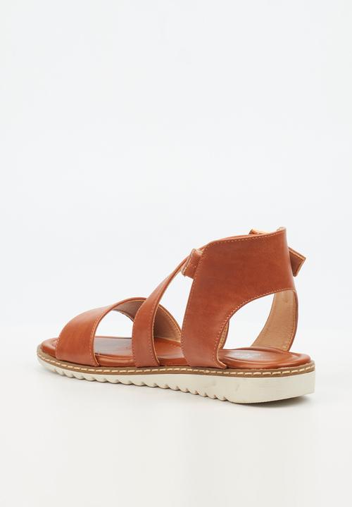 Butterfly Feet - Walnut 4 ankle strap - tan