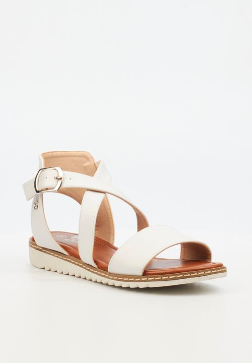 Butterfly Feet - Walnut 4 ankle strap - white