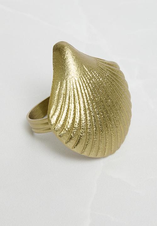 Sixth Floor - Shelly Napkin Rings set of 4 - Gold