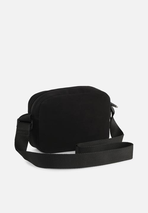 PUMA - Classics crossbody bag-black - Black