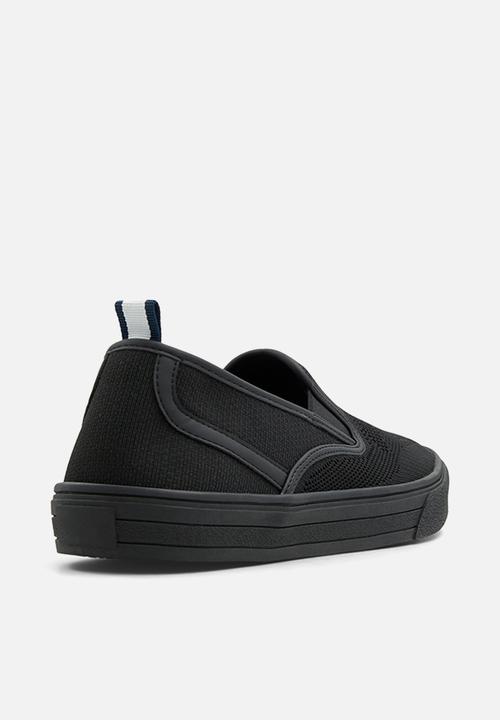 Call It Spring - Bartlett - black