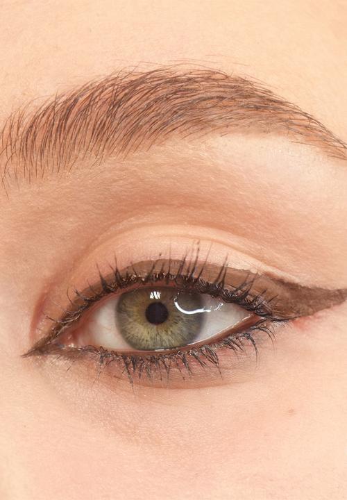 Revolution - Super Flick Liquid Eyeliner - Brown
