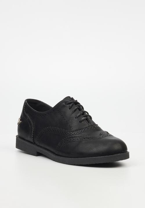 Viabeach - Vespa 33 brogue - black