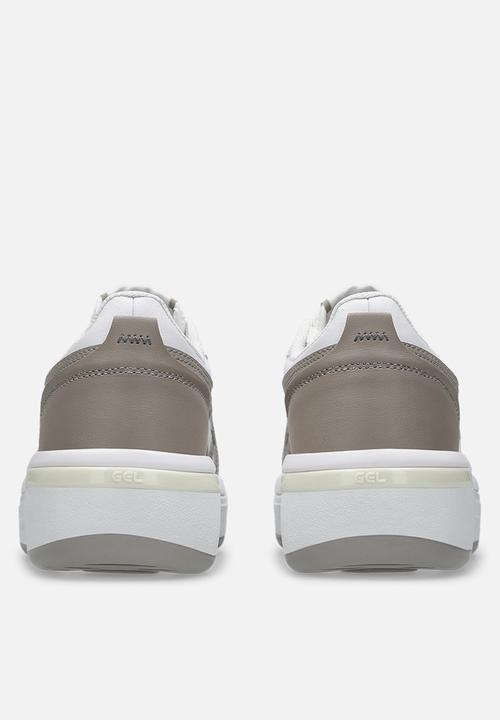ASICS - Japan s st