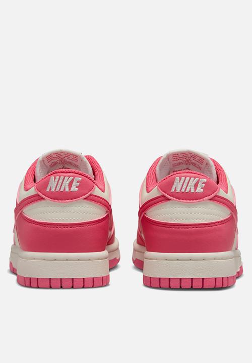 Nike - Dunk Low
