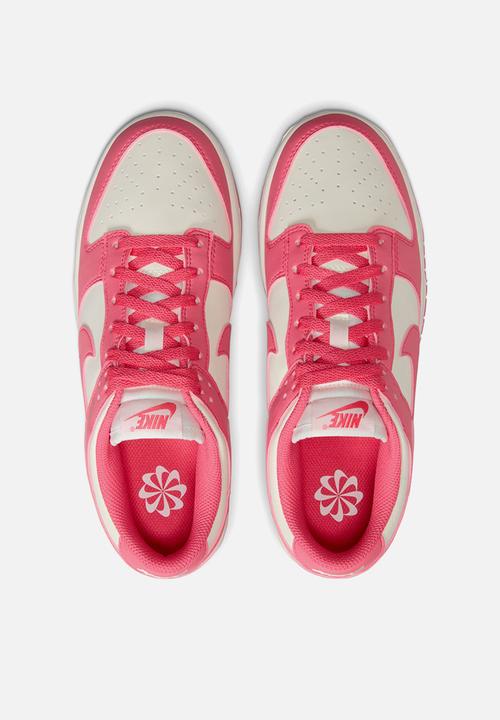 Nike - Dunk Low