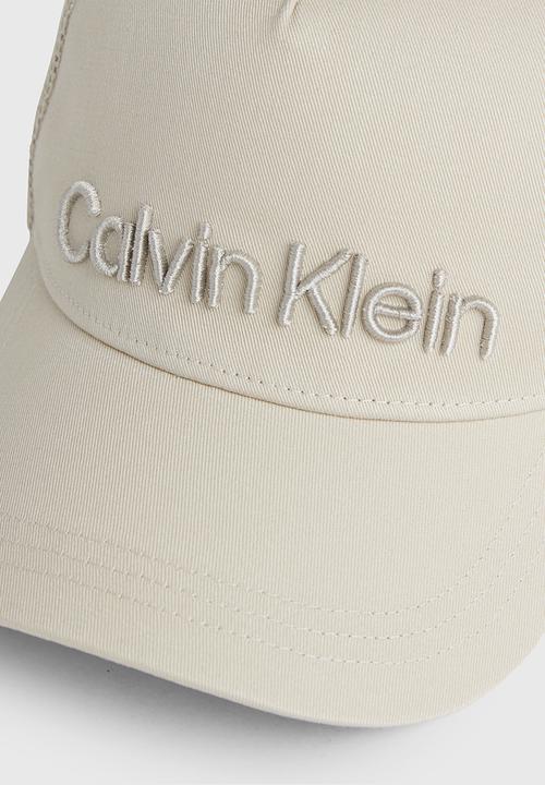 Calvin Klein - Calvin Embroidery Trucker - Stony Beige