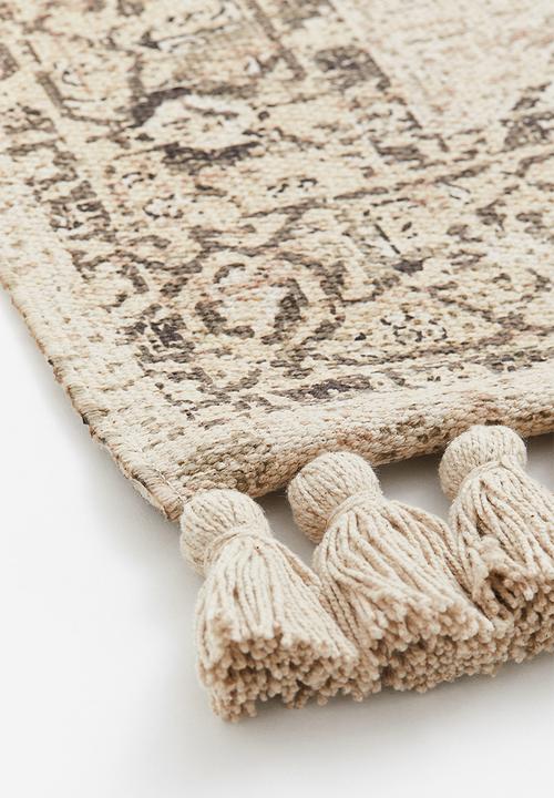 H&M - Fringed patterned rug - beige patterned