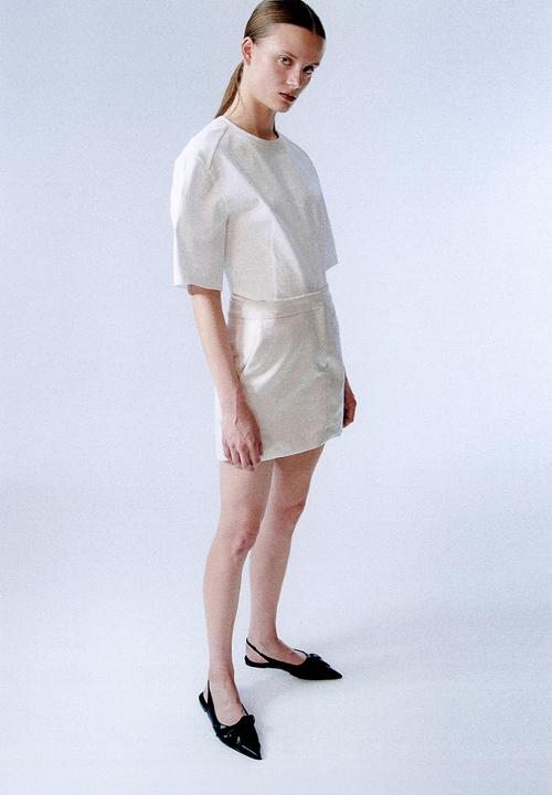 H&M - Tapered-waist top - white
