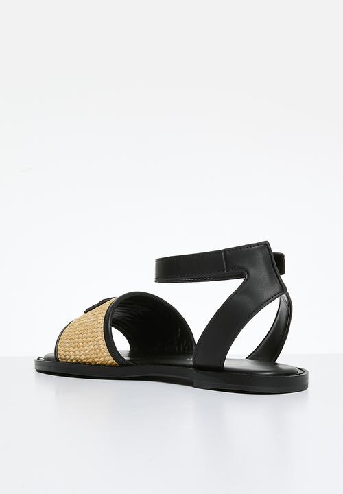 GUESS - GwShay ankle strap sandal - black & natural