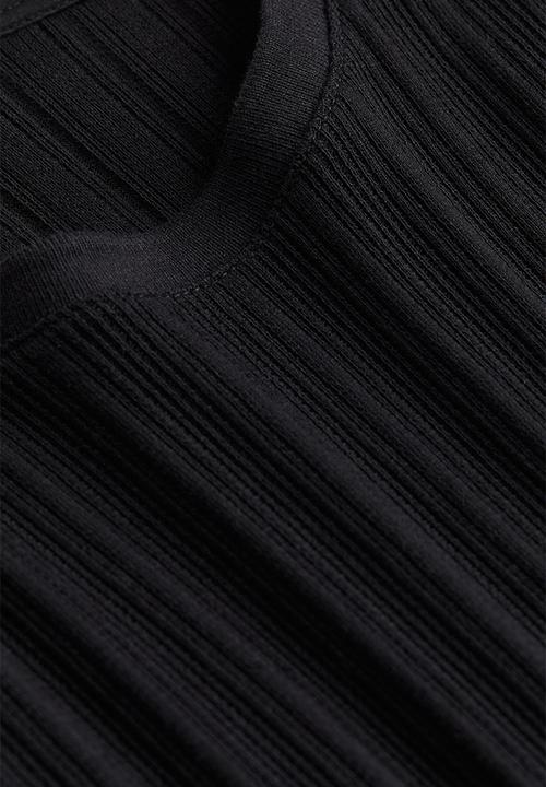 H&M - Regular fit pointelle-knit T-shirt - black