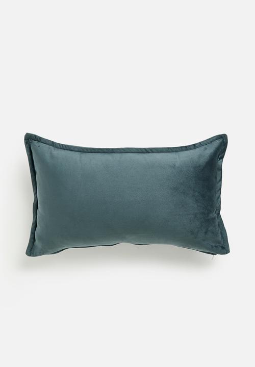 Grey Gardens - Rema velvet cushion cover - Charcoal