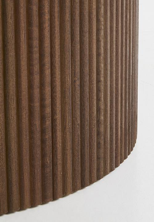 Sixth Floor - Magnus round dining table - natural