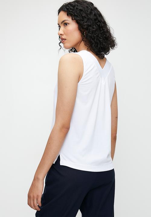 edit - V- Neck Vest - White
