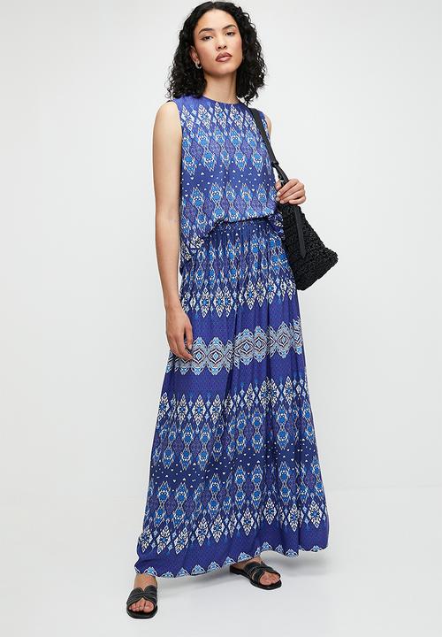 edit - Printed sleeveless shell - peacock blues linear print