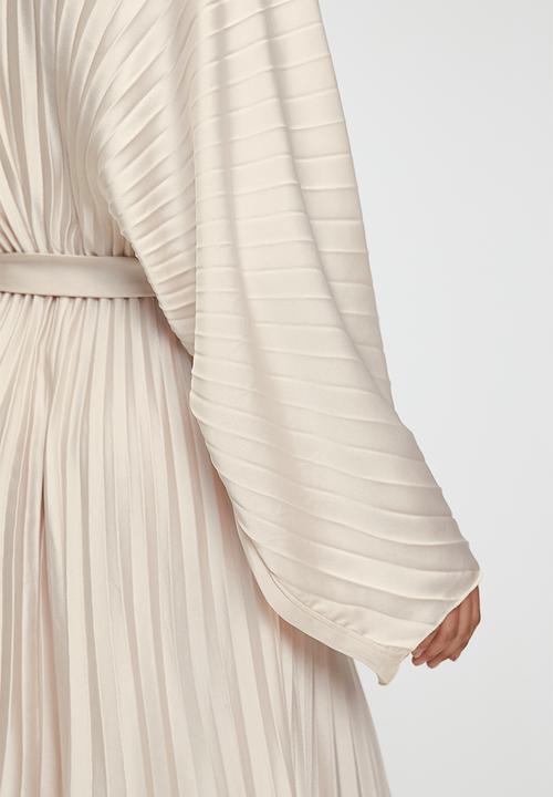 edit - Pleated dolman sleeve with tie dress - pearl