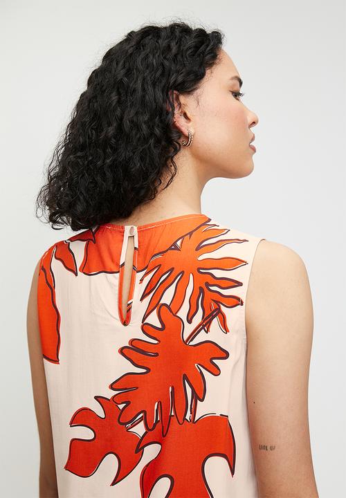 edit - Printed sleeveless shell - Red leaf silhouette 