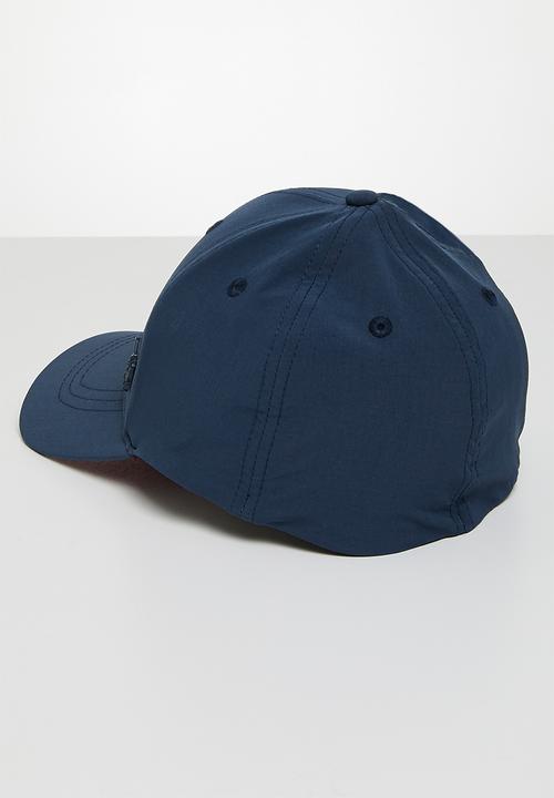 POLO - 6 Panel Metal Pony Fitted Peak - Blue