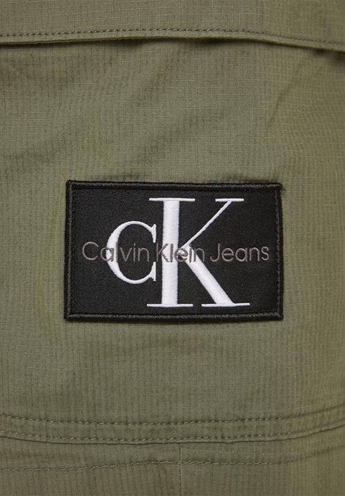 Calvin Klein - Washed Cargo Short - Dusty Olive
