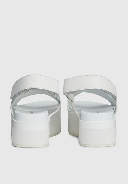 Calvin Klein - Flatform sling sandal - bright white